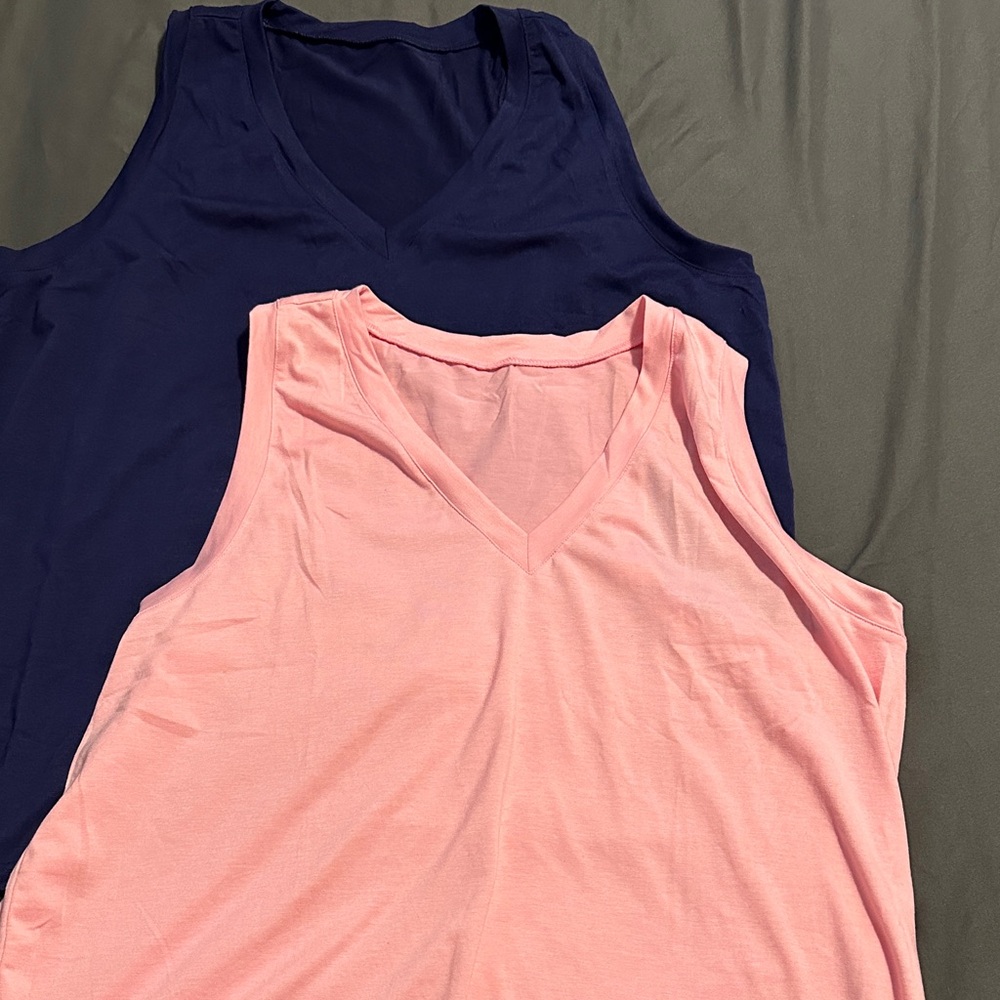 SHEIN V-Neck Tank Tops in Pink & Navy